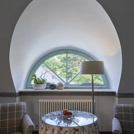 호텔 Schloss Pillnitz 4*