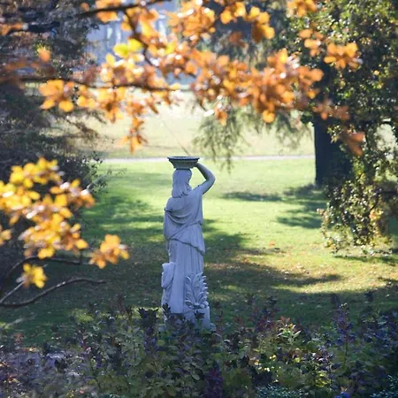 Schloss Pillnitz Hotel 4*
