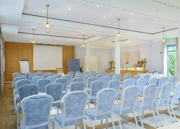 Отель Schloss Pillnitz