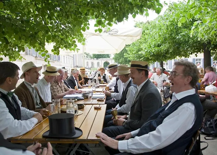 Schloss Pillnitz Отель Дрезден